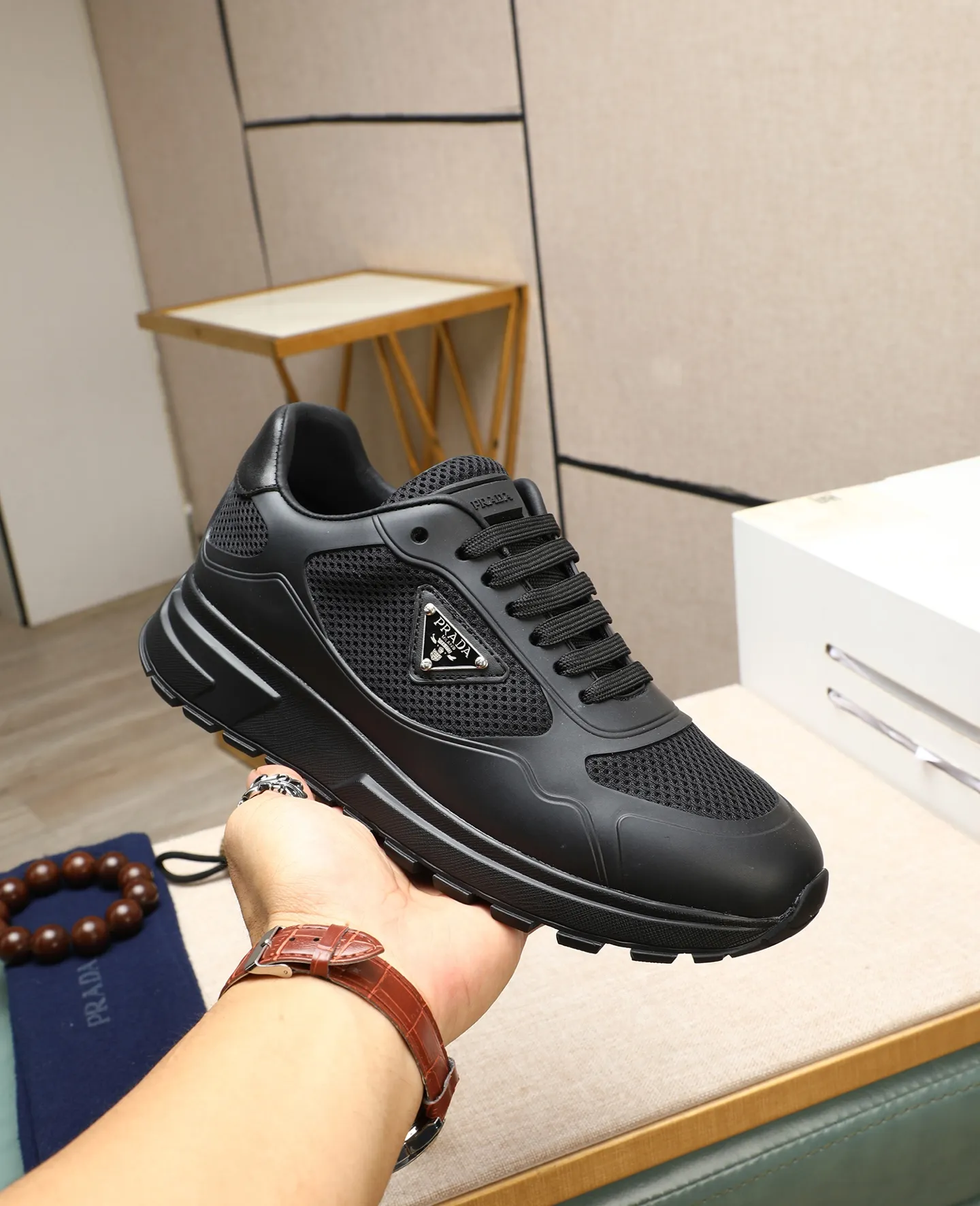 Men's shoes 💰580 [PRADA] Prada - High-end quality original order - Upper: 🔝 silk calfskin, brand canvas cloth, brand metal fasteners - Lining: mesh, foot pads; top-grade cowhide - Outsole: ultra-light TPU foam; molded outsole - Ultra-high quality control·Fine workmanship: highlighted (high-end·luxury·grade) -Size: 38-44 (45 can be customized) Wang